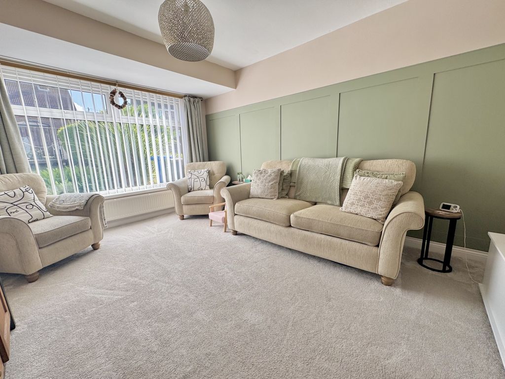 Property photo 3 of 23 Img_2678