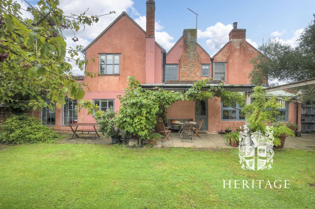 Property photo 2 of 36 Picture No. 93