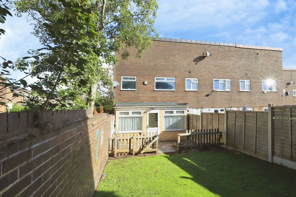 Property photo 2 of 14
