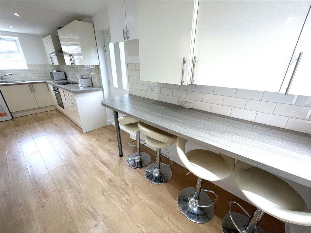 Property photo 3 of 12 Photo 01-09-2025, 11 37 56.Jpg