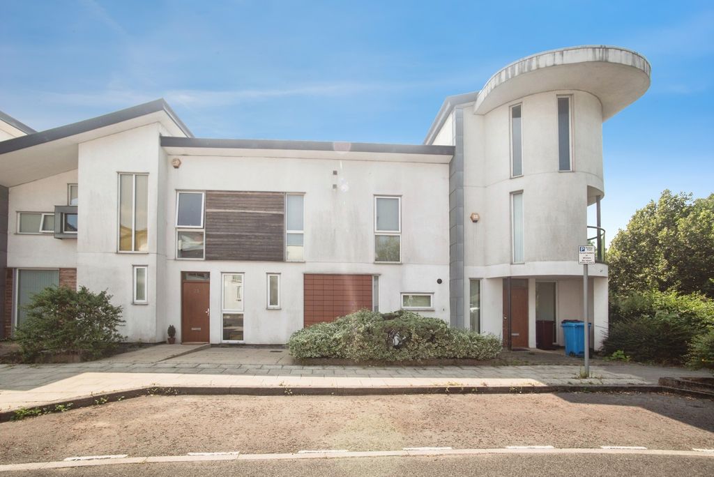 Property photo 1 of 19 Pbox-Img.Jpg