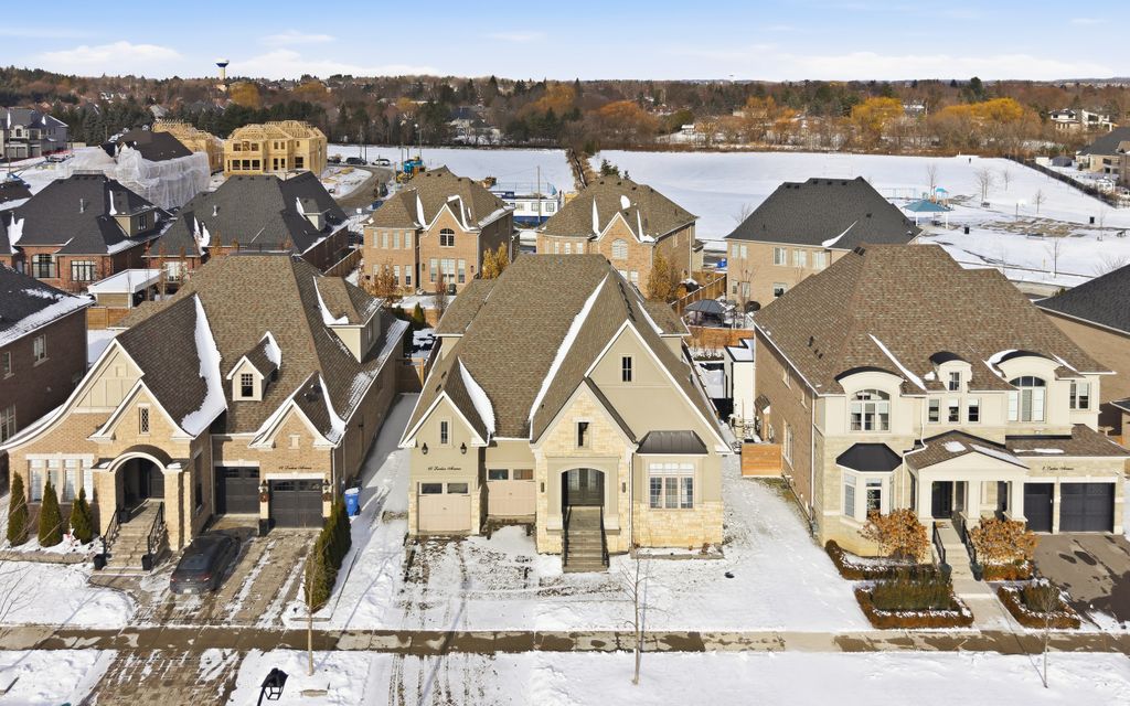 Property photo 1 of 31