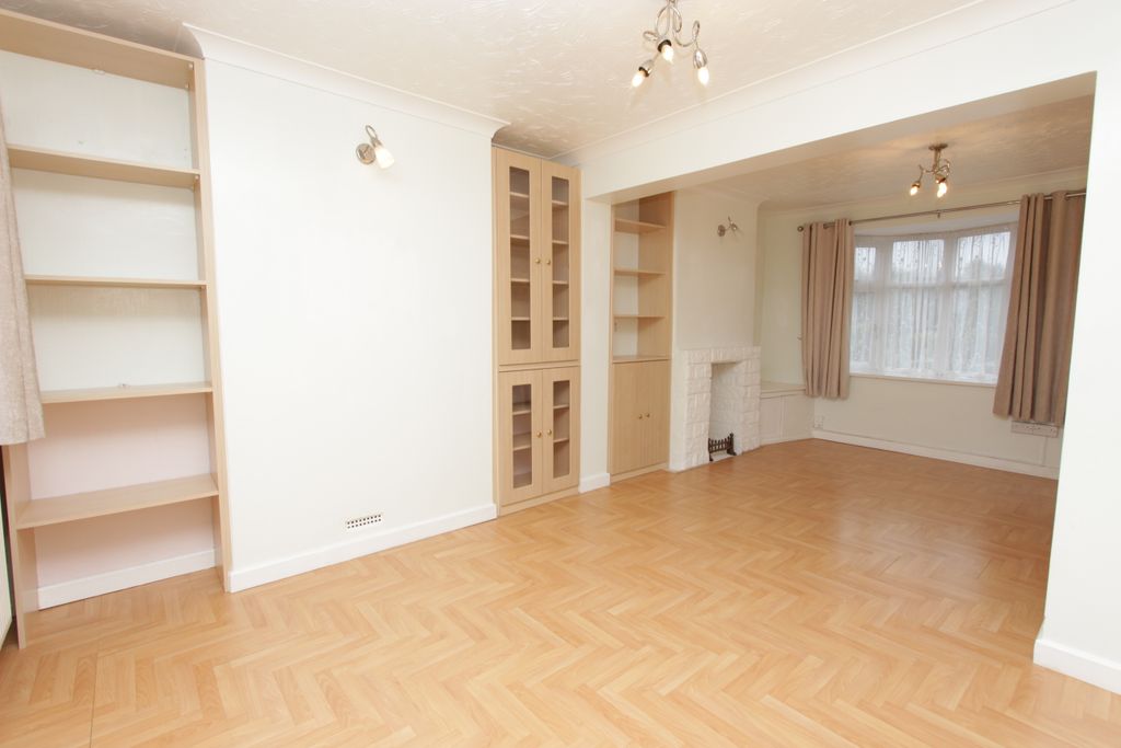 Property photo 2 of 8 Lounge Area