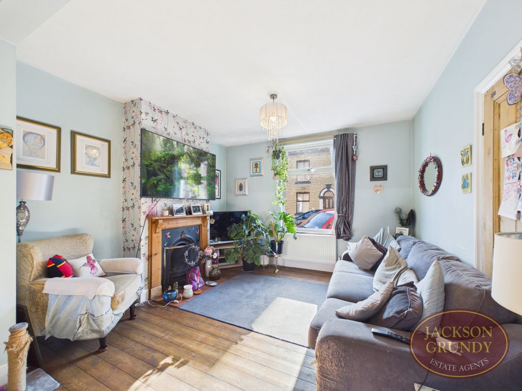 Property photo 2 of 15 Denmark Road