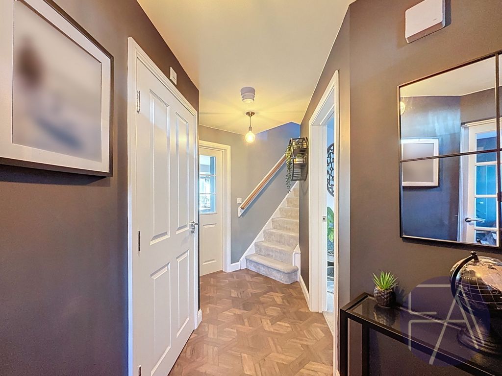 Property photo 2 of 38 4417283