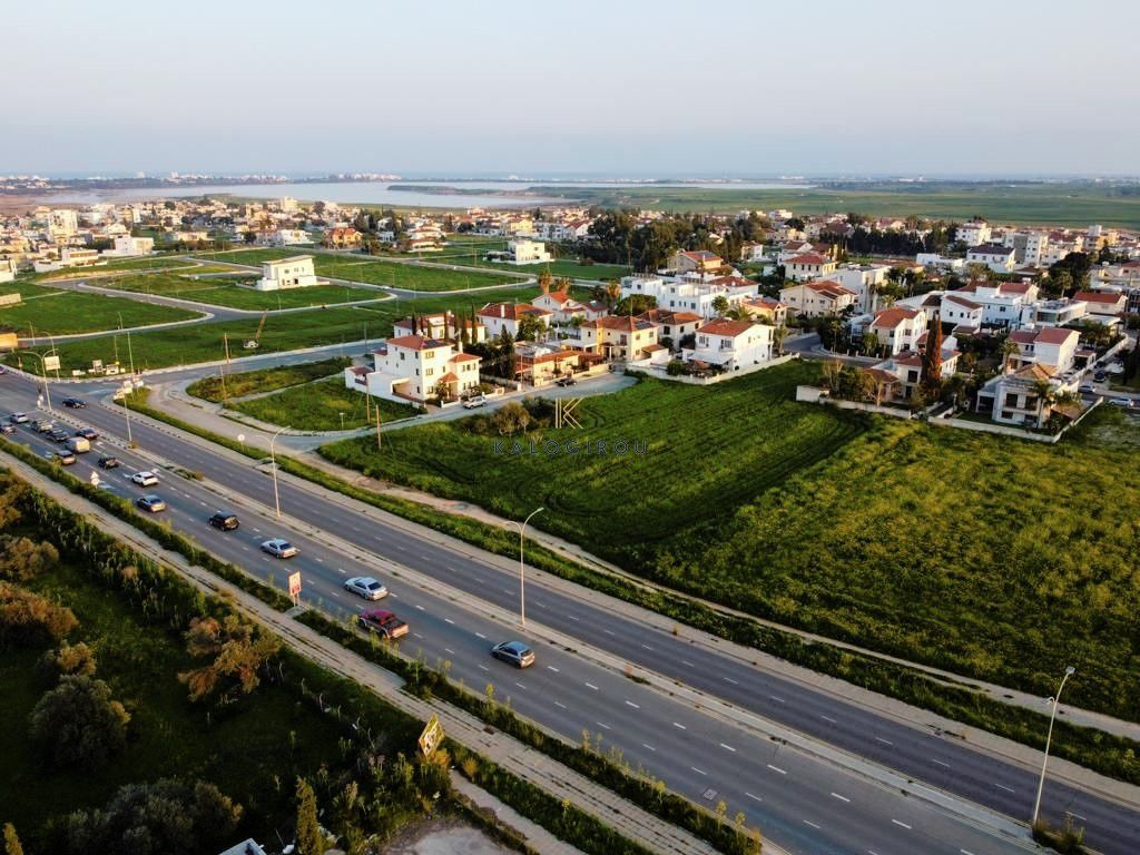 Property photo 1 of 6