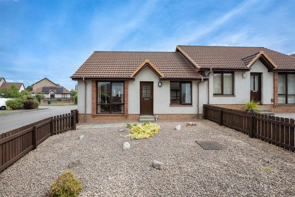 Property photo 1 of 13 1-10-Alltan-Place-Culloden-IV27Tb.Jpg