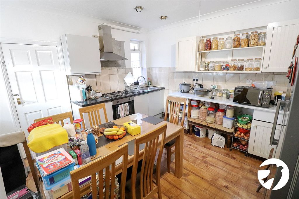 Property photo 3 of 14 Picture No. 02