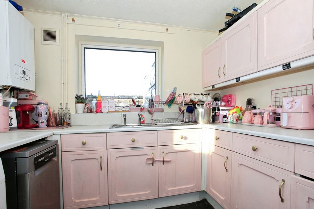 Property photo 2 of 19 Pbox-Img.Jpg