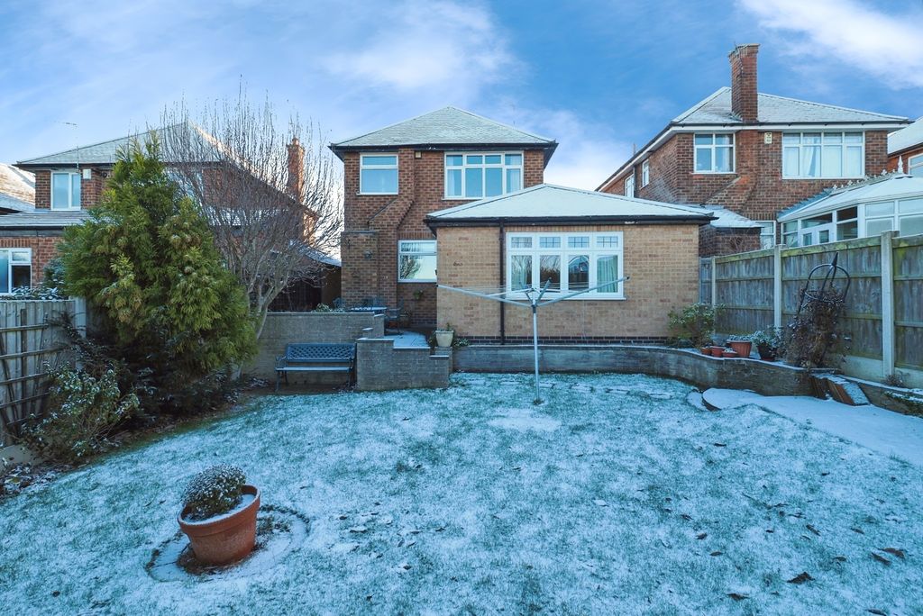 Property photo 2 of 15 Pbox-Img.Jpg