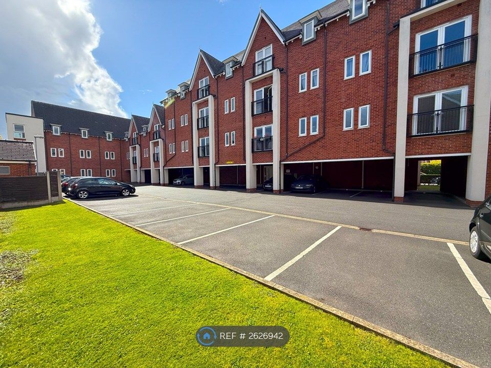 Property photo 1 of 12