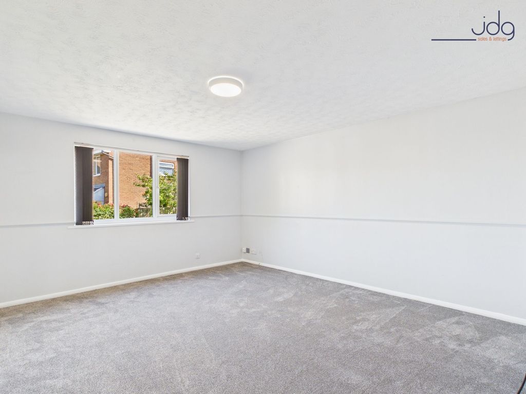 Property photo 3 of 8 Living Room