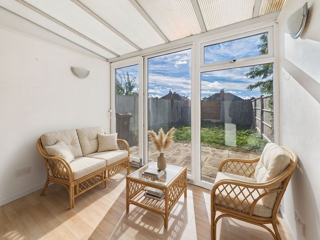 Property photo 3 of 16 Conservatory (Digitally Enhanced)