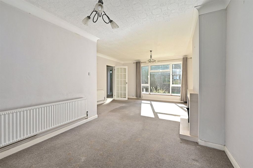 Property photo 3 of 15 Picture No. 11