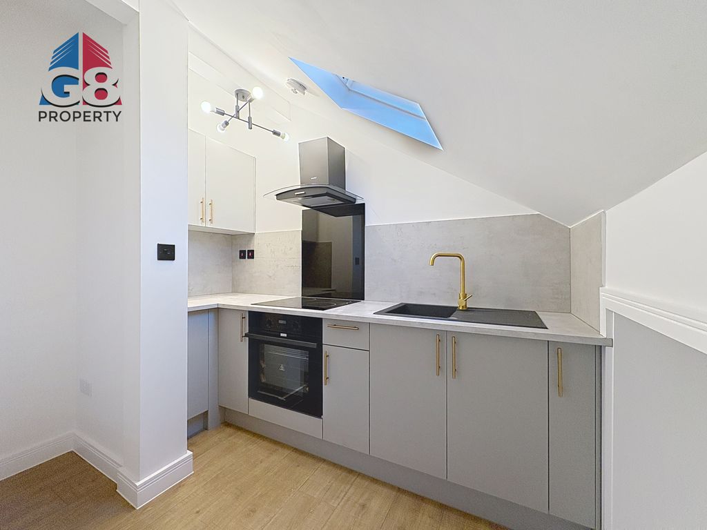 Property photo 3 of 6 Gallery