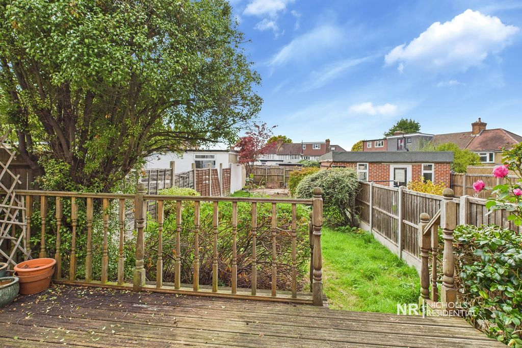 Property photo 2 of 14 Garden