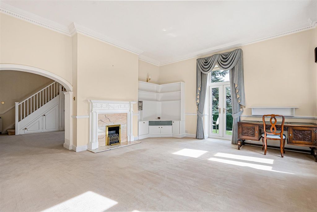 Property photo 3 of 27 20_76419.Jpg