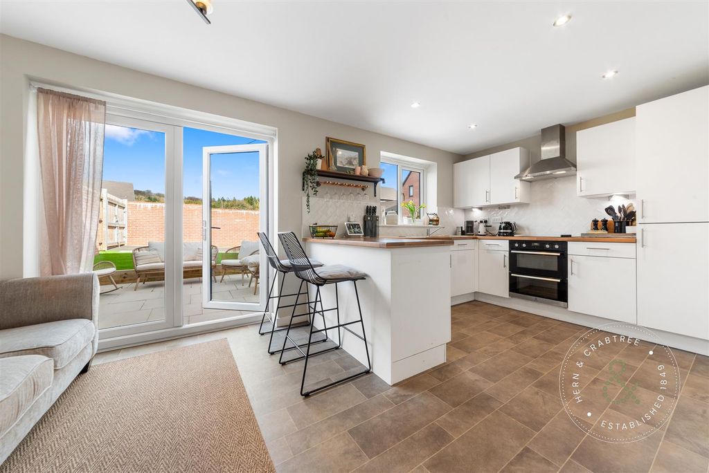 Property photo 3 of 25 Lon-Yr-Hen-Ysgol-13.Jpg