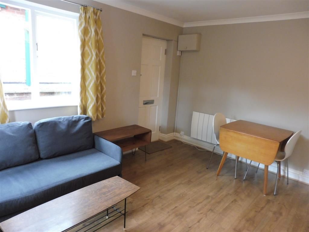 Property photo 3 of 10 Living Room