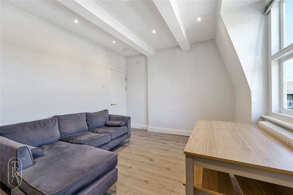 Property photo 3 of 12 Picture No. 08