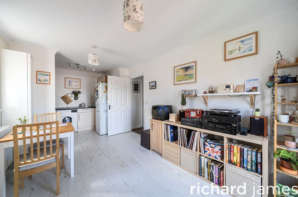 Additional image 8 of 2 bed flat for saleSmart Close, Redhouse, Swindon SN25