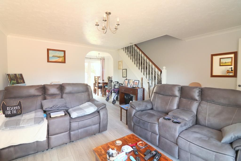 Property photo 2 of 16