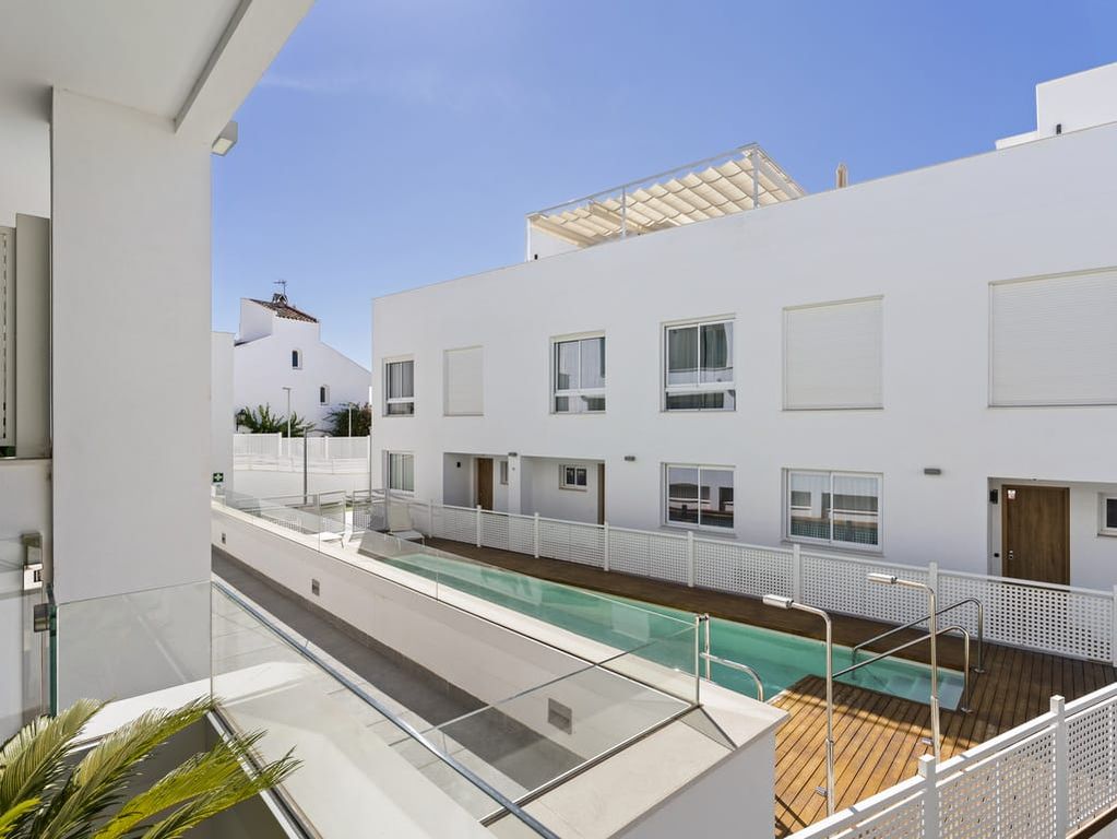 Property photo 2 of 20 Marbella Townhouse Esmarv112 2