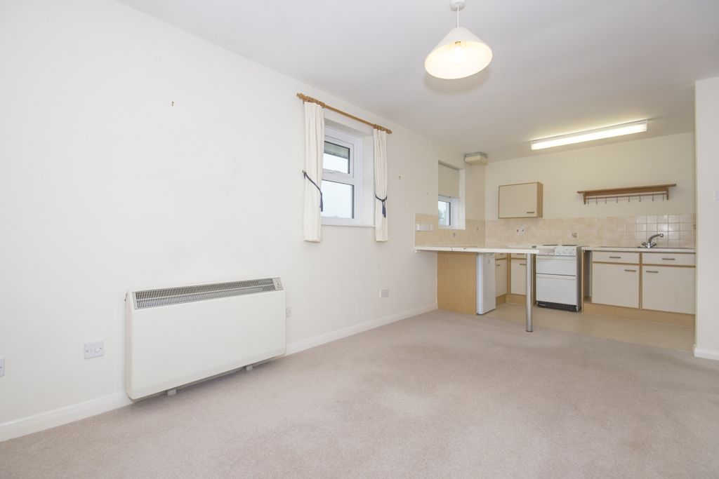 Property photo 3 of 6 Image (106)