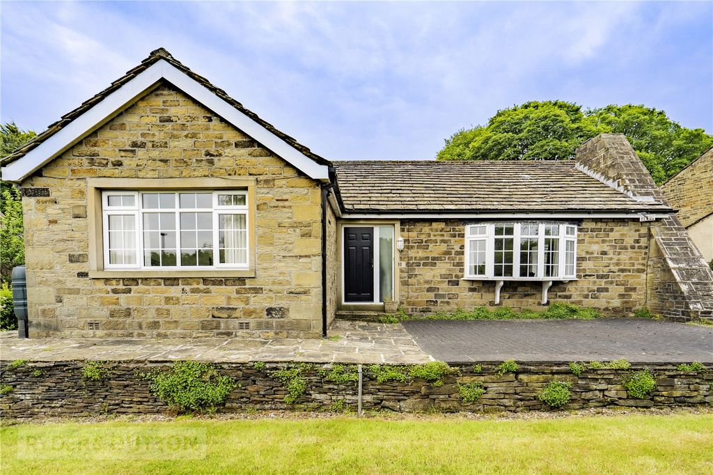 Property photo 1 of 32 Front External