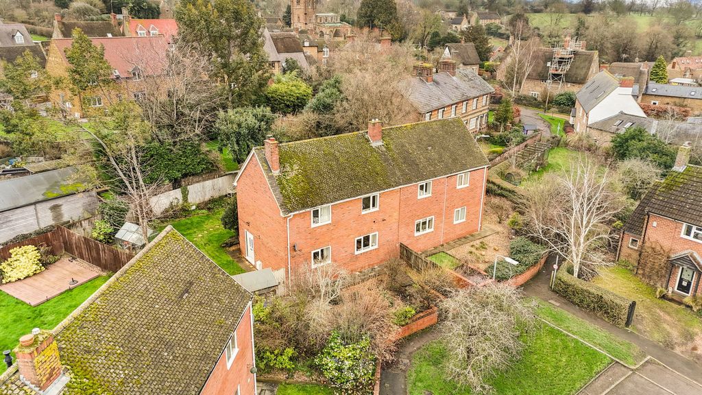 Property photo 1 of 31