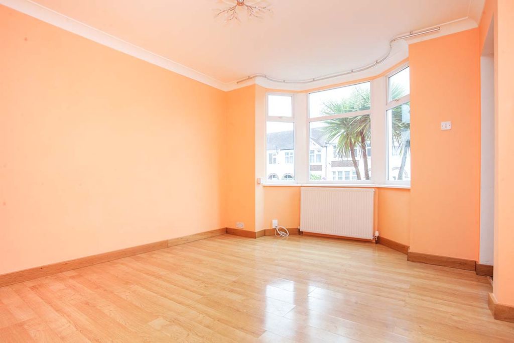 Property photo 3 of 11 Photography