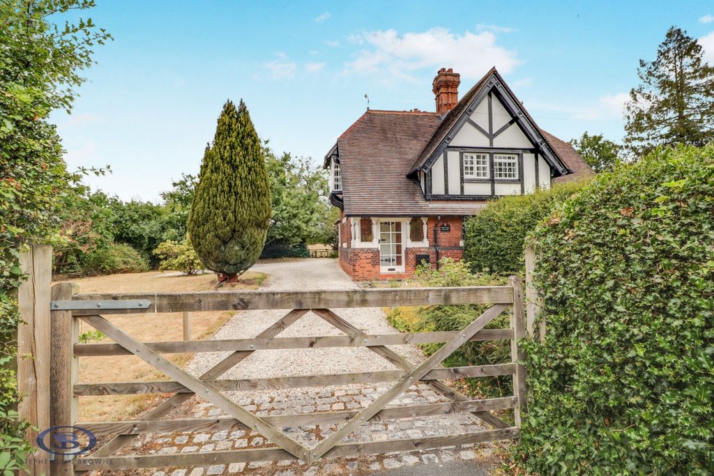 Property photo 2 of 39 Pbox-Img.Jpg