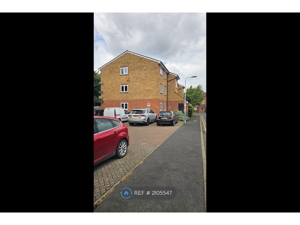 Property photo 2 of 18