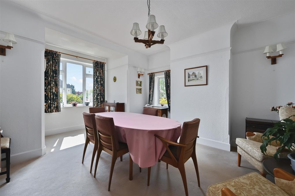 Property photo 3 of 24 Dalmeny Road - Tn394Hp - Photos (7).Jpg