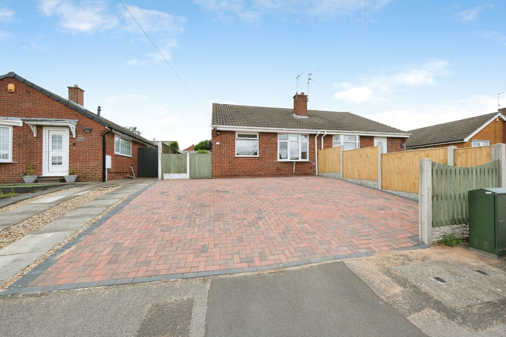 Property photo 1 of 18 Img_6483