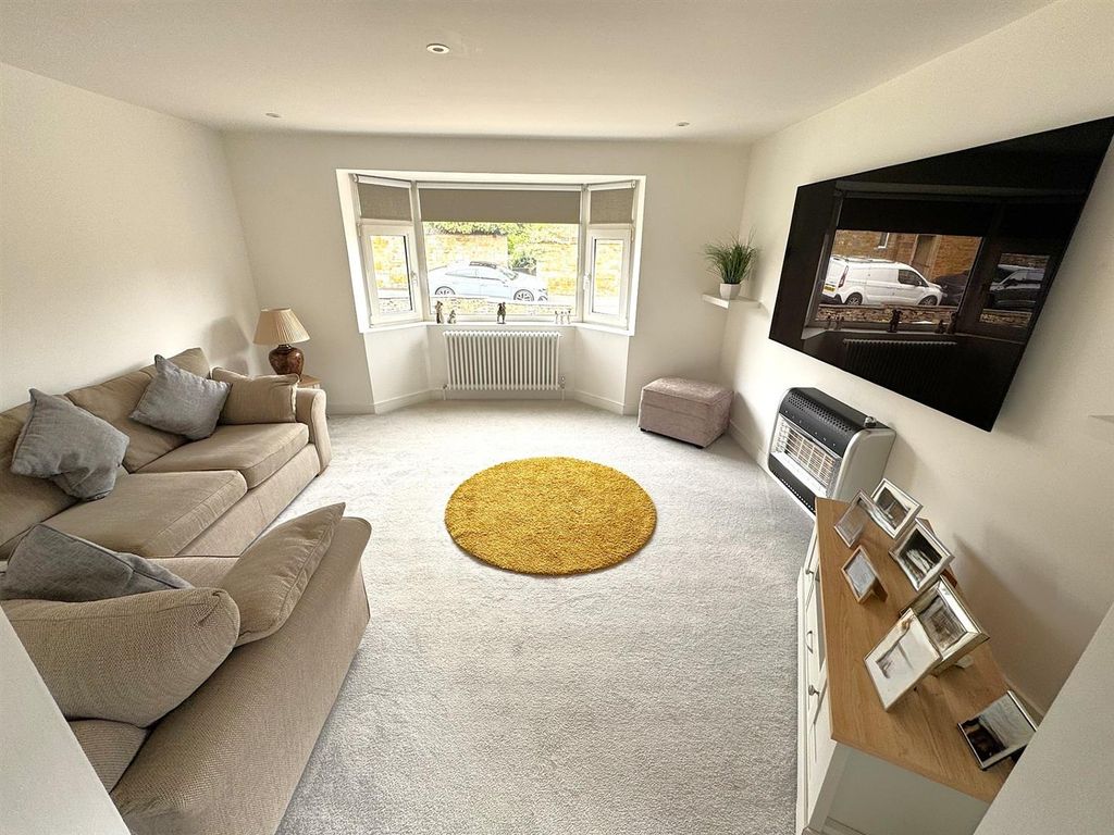 Property photo 3 of 63 Thumbnail_Image1 (8).Jpg