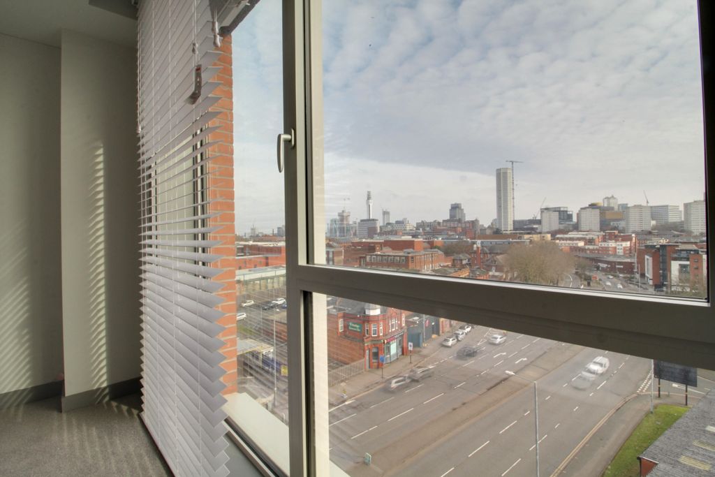 Property photo 2 of 24 Img_1014-Img_1016