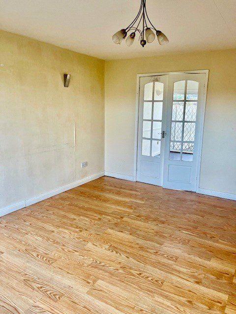 Property photo 3 of 17 Picture No. 24