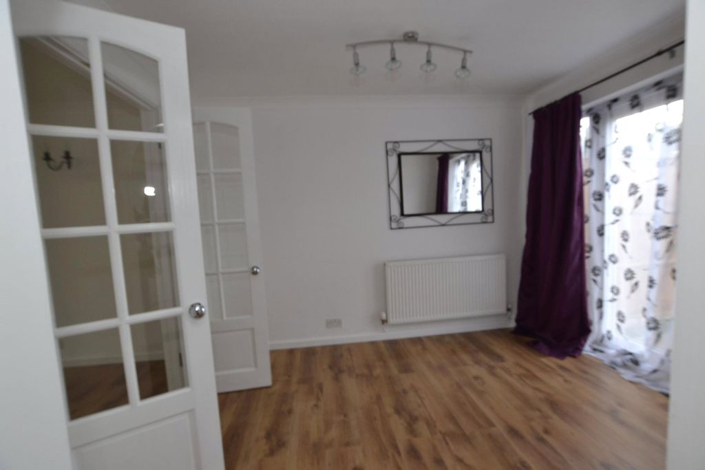 Property photo 2 of 15 Dining Room