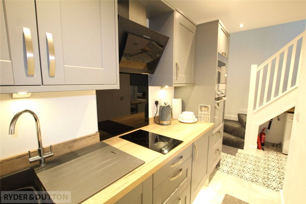 Property photo 2 of 18 Kitchen Area