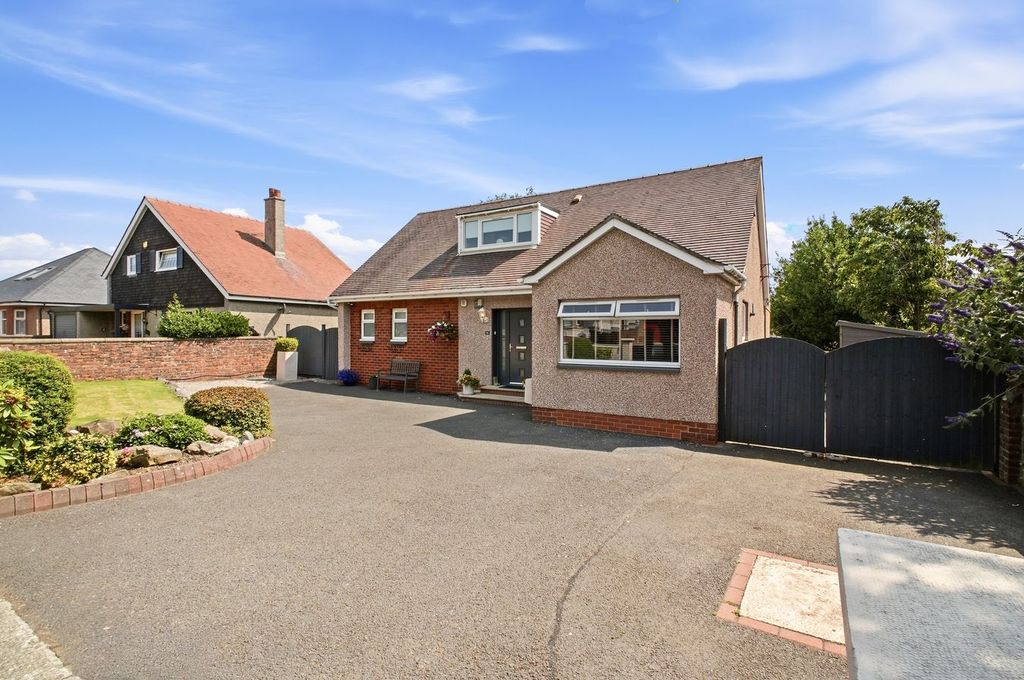 Property photo 1 of 37