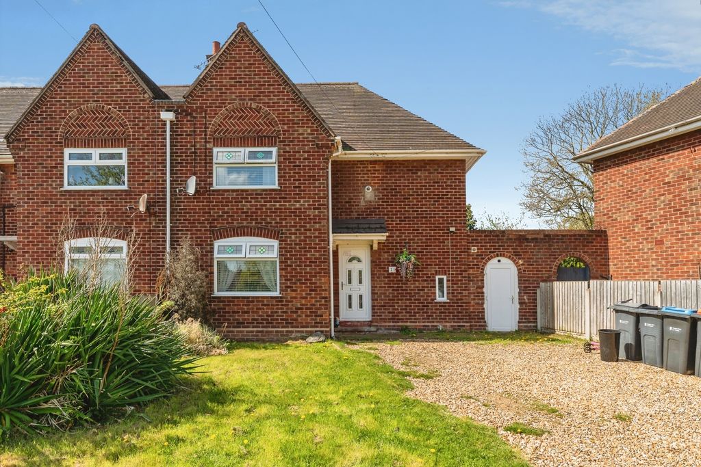 Property photo 1 of 15 Front