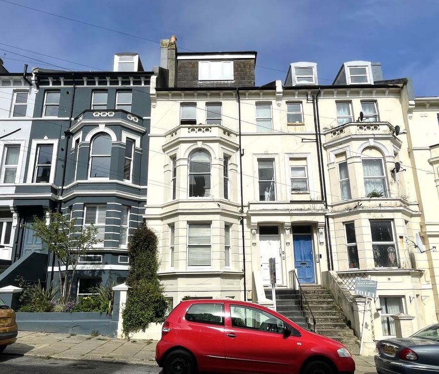 Property photo 1 of 7
