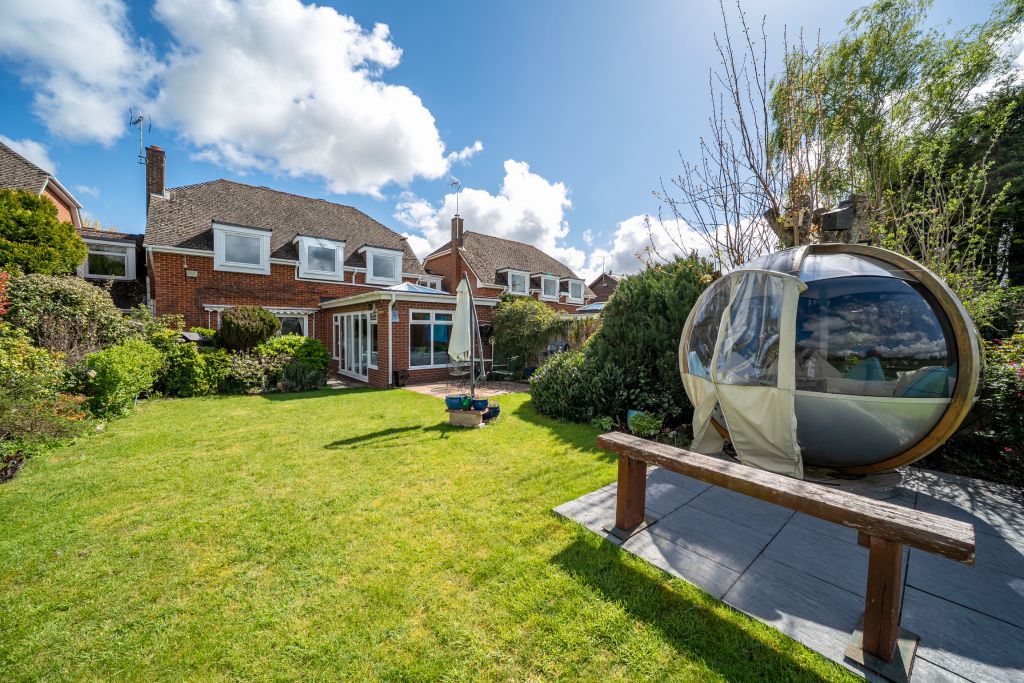 Property photo 1 of 50