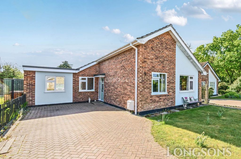 Property photo 1 of 23