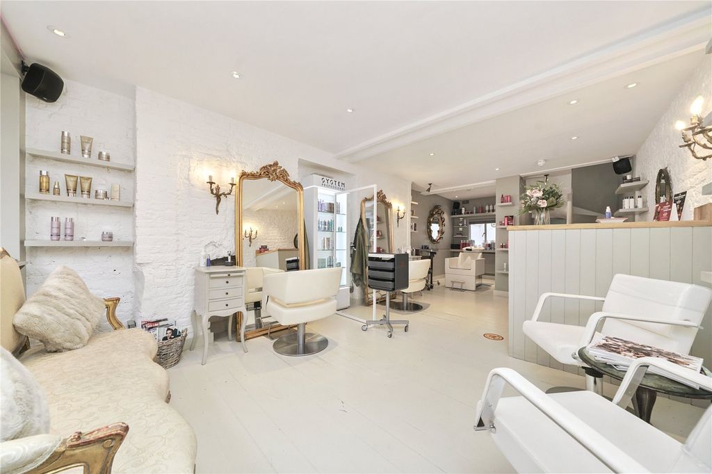 Property photo 3 of 39 Picture No. 30