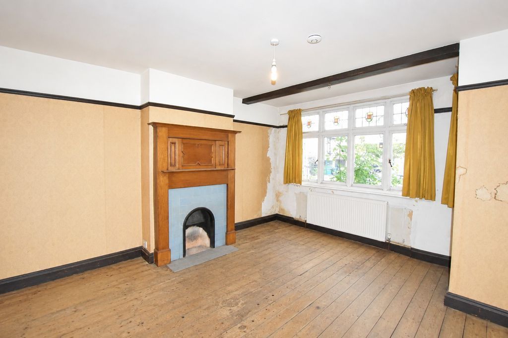 Property photo 2 of 9 Photo 1
