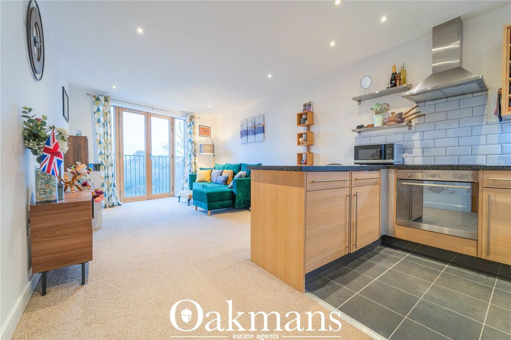 Property photo 2 of 13 Picture No. 10