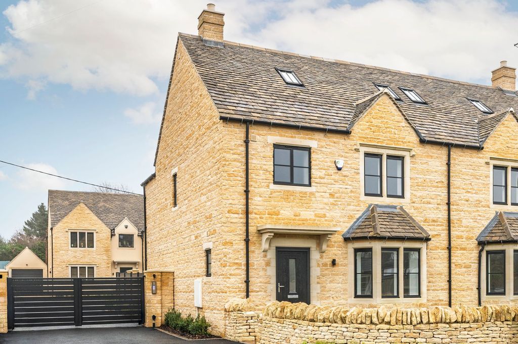 Property photo 1 of 22 Front