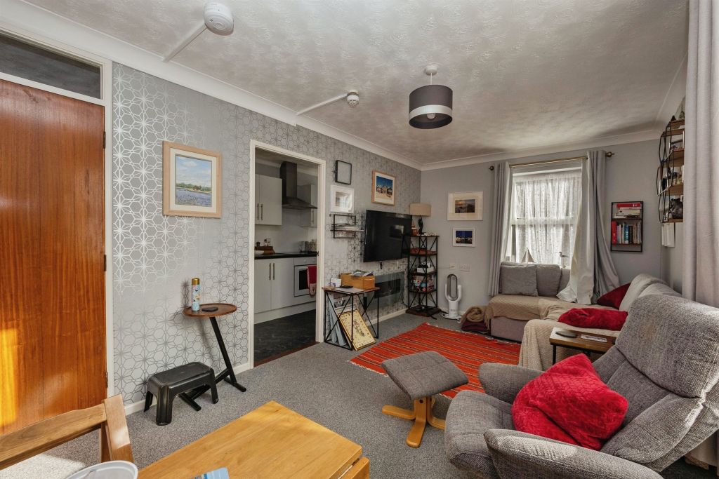 Property photo 3 of 22